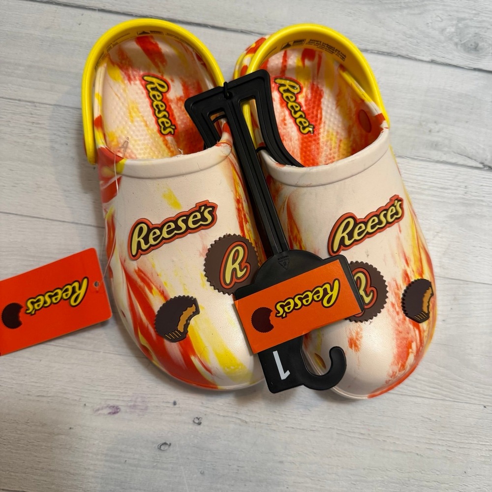 Reese peanuts butter cup clogs slip on shoe kids size 1 NEW